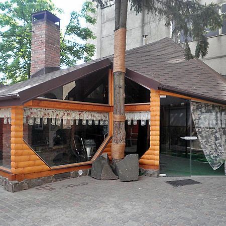 Leon Hotel Leópolis Exterior foto