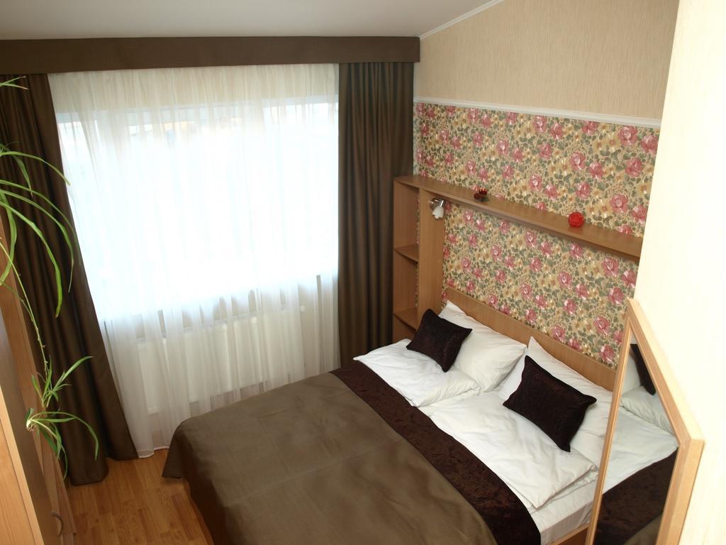 Leon Hotel Leópolis Habitación foto